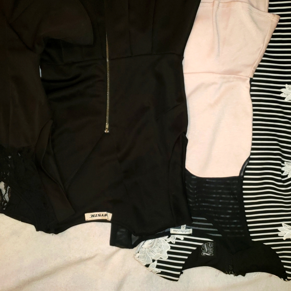 5 Assorted Dresses s/m